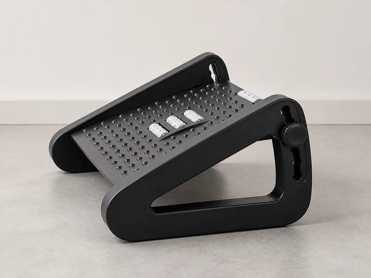 Side view showing the LiftRoll platform angle and adjustment frame