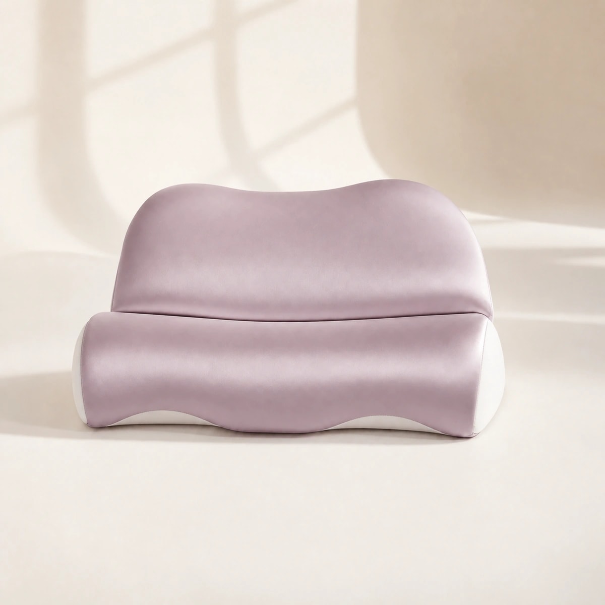 CloudArc Neck Pillow in Dawn Purple