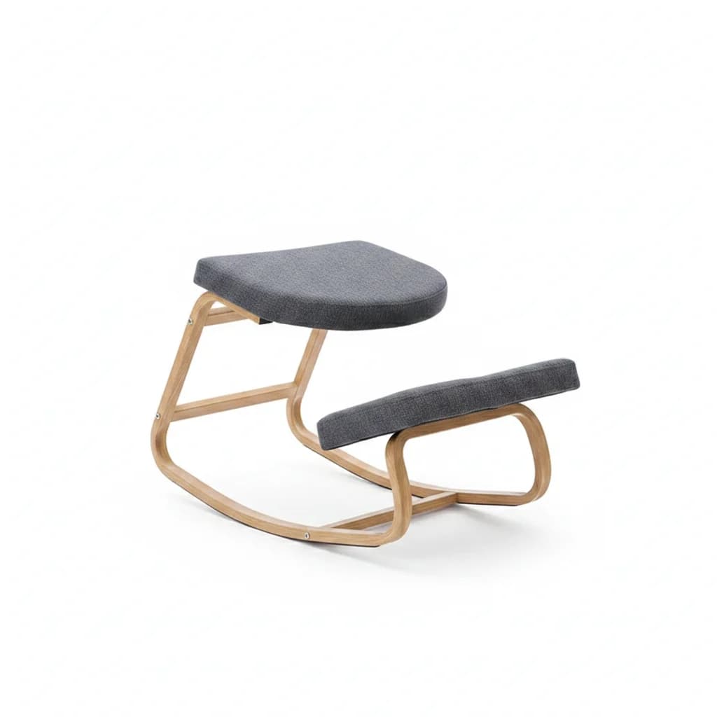 Angled knee pad and seat of the active kneeling chair