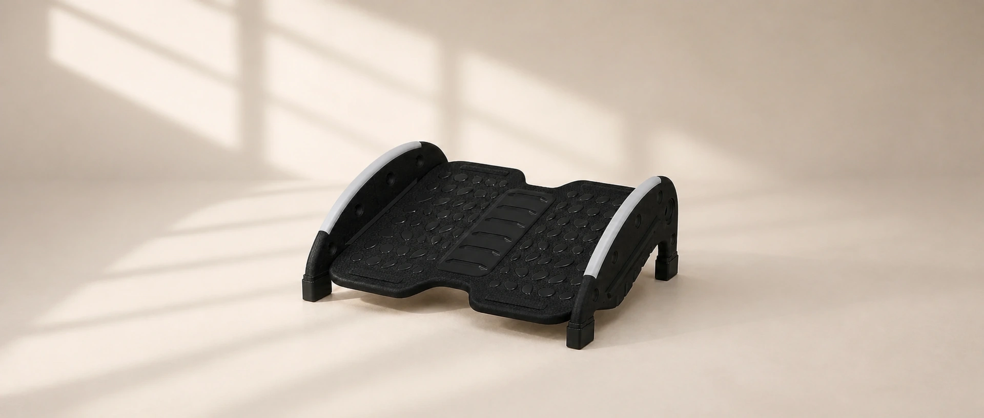 FlexRock Duo showing its textured platform in rocking and fixed support modes